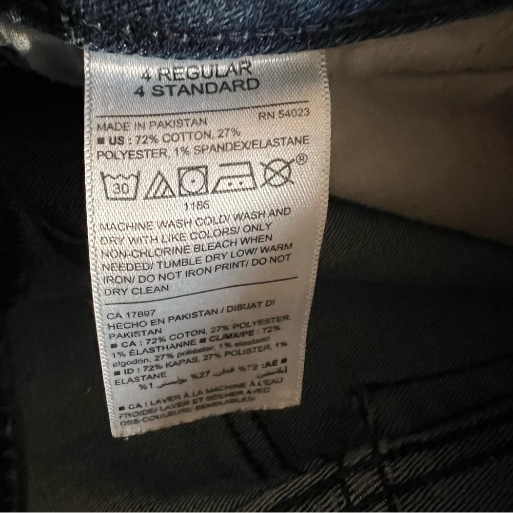 Old Navy Women’s Wide Leg High Rise Jeans Size 4 Stretch raw hem cropped - Picture 12 of 13